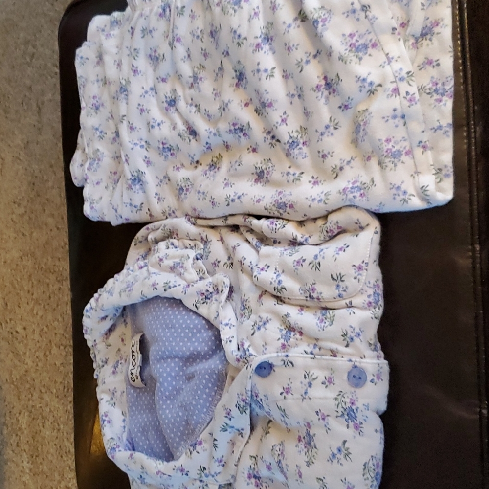 Encore pjs size 2x